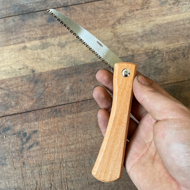 منشار يدوي صغير ذو أسنان دقيقة - مراجعة Bonsai Saw Folding وسعره